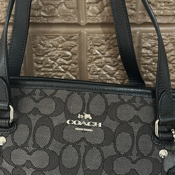 Coach Purse - Picture 1 of 5